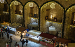 Dezember: Weihnachtsmarkt in Peniscola