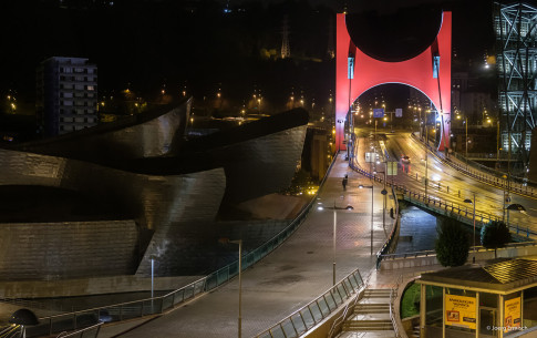 Februar: Puente La Salve beim Guggenheim Museum 
